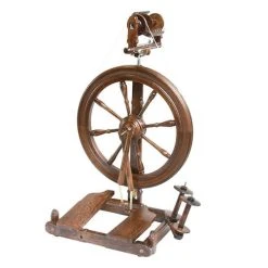 Kromski Sonata Spinning Wheel - Walnut Finish